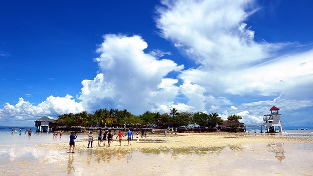 Triển lãm ảnh “Sắc màu Philippines” tại Hà Nội ảnh 5